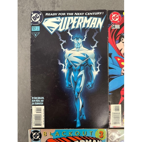 92 - 4 issues of dc comics Superman. This includes the adventures of Superman 1989, issue 4588, and black... 