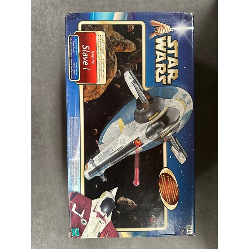 339 - Jango Fetts Clave 1 Star Ship from attack of the clones by Hasbro 2001