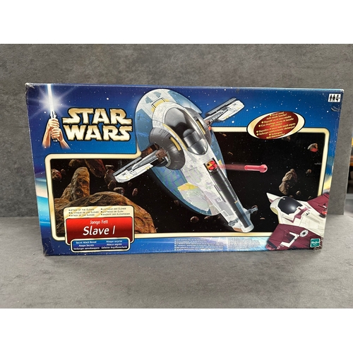 339 - Jango Fetts Clave 1 Star Ship from attack of the clones by Hasbro 2001