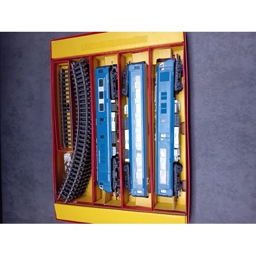 Tri-ang oo/ho gauge Thr Blue Pullman electric train set complete in box ...