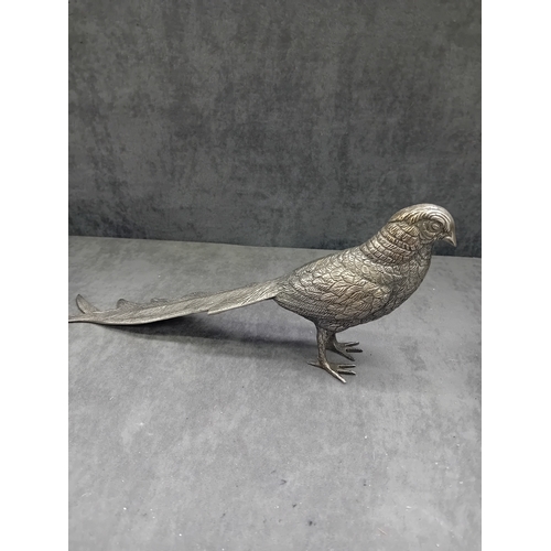 440 - A polished, reflective pewter tankard, identified by web intelligence as English pewter, likely from... 