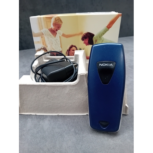 103 - Nokia 3510i complete in box as pictured