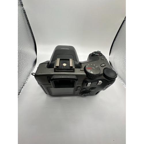 118 - Fujifilm FinePix S602 6x Zoom number 26L08615