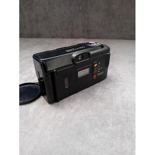 127 - Canon Sure Shot Mega Zoom 105 in a Hama case as pictured&nbsp;