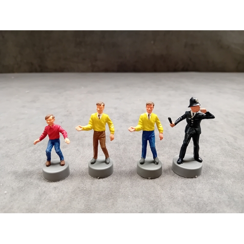 185 - Lot of 4 Tri-ang Spot on Figures 

  1 x Policeman 
 

  2 x Men 
 

  1 x Boy Child 
 

  as pictur... 
