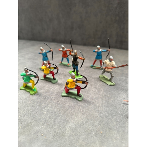 209 - Mixed lot of Brittans Knights / Archers and a Pikeman. 15 in total.&nbsp;