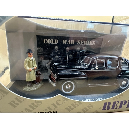 276 - An Ixo Replicars Ford Fordor CIA The Cold War Series 1:43 diecast limited edition model set, identif... 