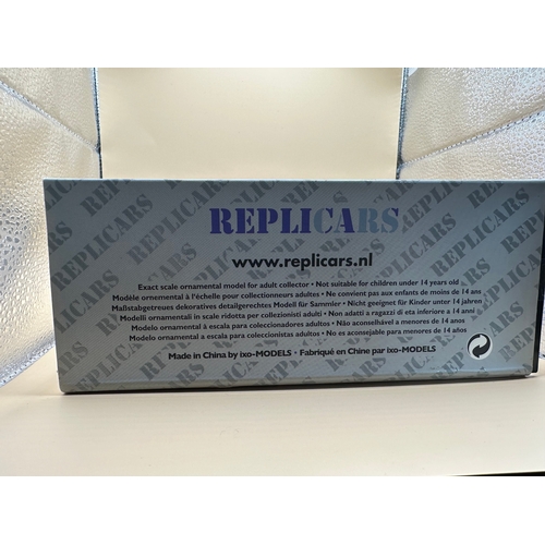 276 - An Ixo Replicars Ford Fordor CIA The Cold War Series 1:43 diecast limited edition model set, identif... 