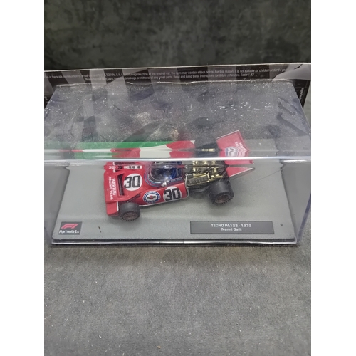 348 - This 5-car set comprises highly detailed Burago 1:43 scale die-cast metal and plastic replicas of Fo... 