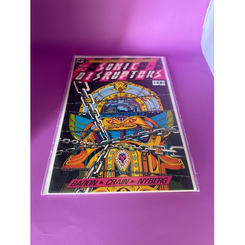 533 - DC comics, sonic disruptors issue number one 1980s seven