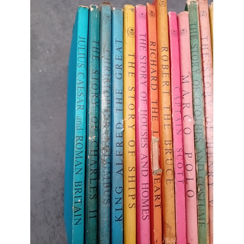 561 - A collection of 18 vintage small format hardback books published by Ladybird Books. The collection p... 