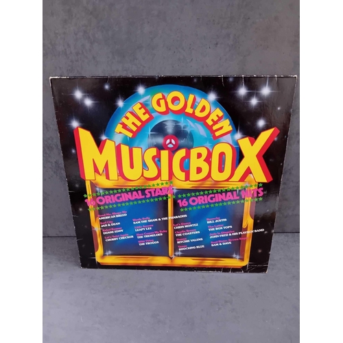 43 - 11 x vinyls as pictured