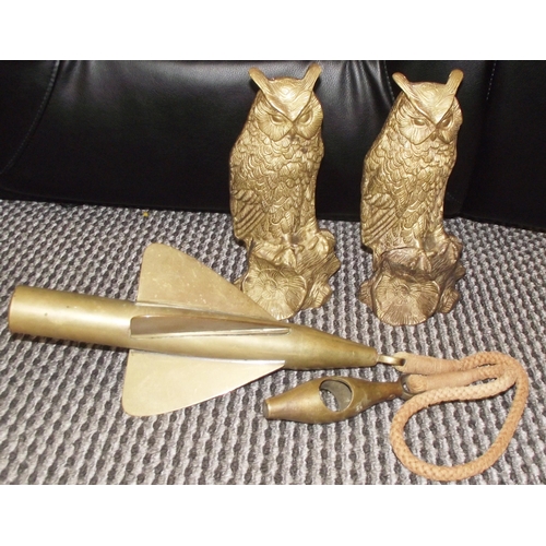 18 - Pair of vintage hollow cast horned owl figures 10 high + A vintage brass ships propelling speed log... 