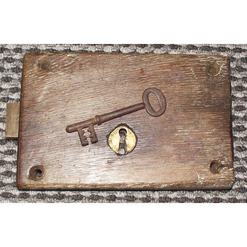 29 - 19thc  oak door lock plate and key ( working) 15x23cm