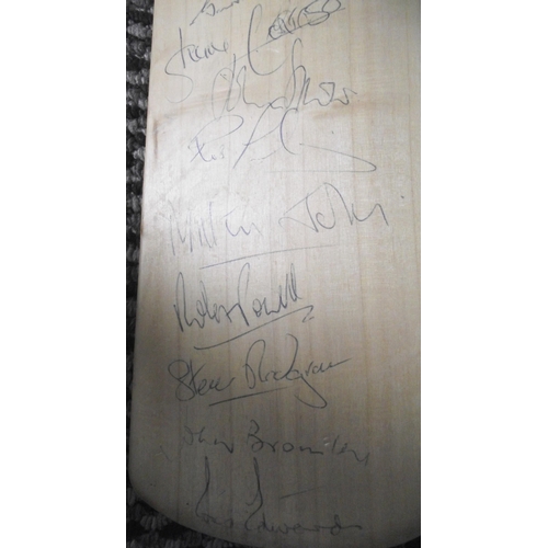 25 - Gunn & Moore Signed charity  presentation cricket bat ( Charity organizer Nicholas Parsons ) signed ... 