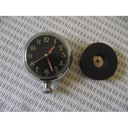 60 - Rare 1950s  Smiths  car dashboard  pocket watch  with round magnetic disc  and winder in upside down... 