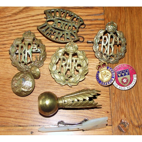 42 - Collection of various  forces badges , buttons  brass etc + unusual brass Shako / plume holder for h... 