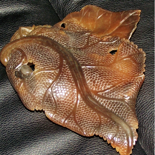 29 - Superbly carved 19thc agate / soapstone carving of Lotus leaves with praying mantis , small bird and... 