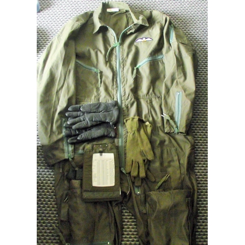 94 - Vintage RAF green flying all in one flying suit with RAF badge 54c + RAF Cold War Pattern Aircrew Kn... 