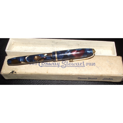 29 - Conway stewart fountain pen mottled design 14ct nib in original box