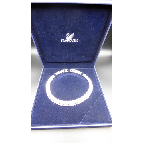 55 - Swarovski Diamante Collar with Presentation Box. Model Number 1808171