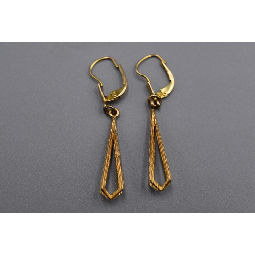 59 - Hallmarked Gold 9K Dangle Earrings (2.4g)