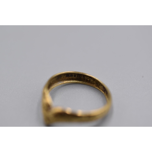 72 - Hallmarked Gold 9K Wishbone Style Ring  (Size K) (1.5g)