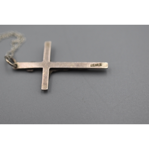 88 - Silver Crucifix Pendant Necklace with Presentation Box