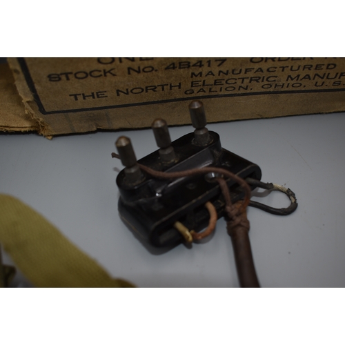 218 - WWII USAAF marked TD-1 Chest Microphone in the original Box