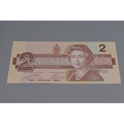 61 - Three Bank of Canada Notes (Dated 1979 / 1986 / 2001)