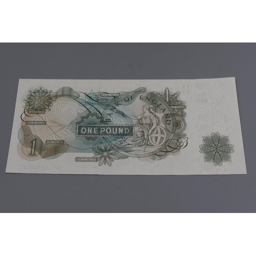 94 - Bank of England One Pound Bank Note