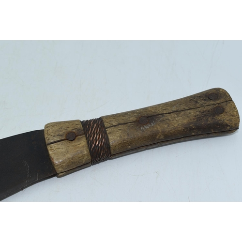 133 - Old Wide Bladed African Weapon. 55cm long