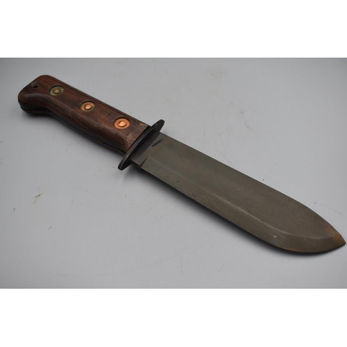 166 - British Falklands War Period Military D Type Survival Knife 1982 with Original Sheath