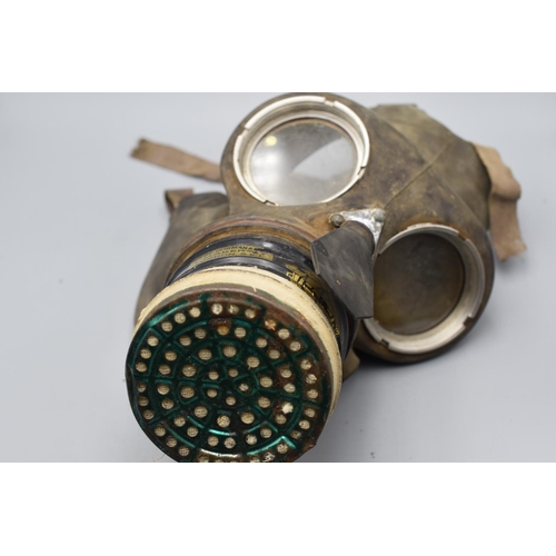 131 - WW2 British Gas mask marked ARP home office, civilian duty no 3, Siebe Gorman makers London