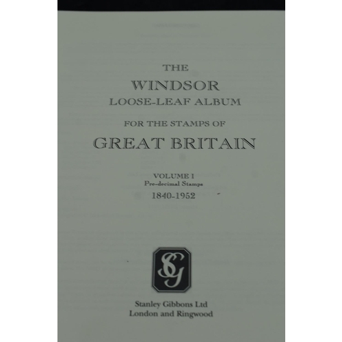 54 - The Windsor Loose-Leaf Album For The Stamps of Great Britain Volume 1 (1840 to 1932) Including Queen... 