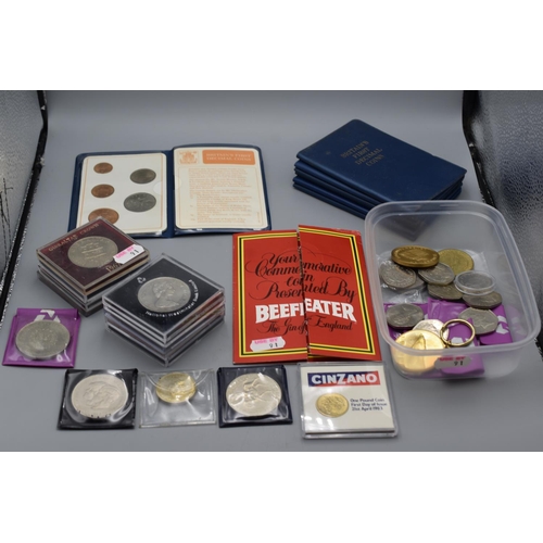 91 - Large Mixed Selection of Crowns, Decimal Coin sets and Commemorative Coinage