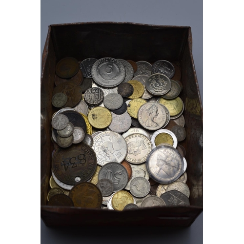 95 - Mixed Selection of British and Worldwide Coinage including Silver (Approx 1.2kg)