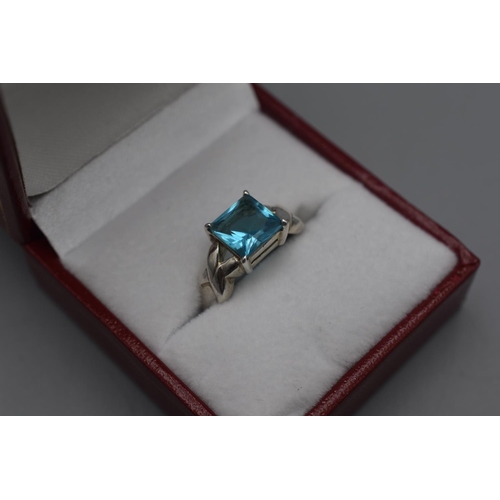 75 - Silver 925 Ring with Aqua Marine Large Stone in Presentation Box Size O