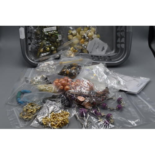 70 - Selection of Mixed Jewellery