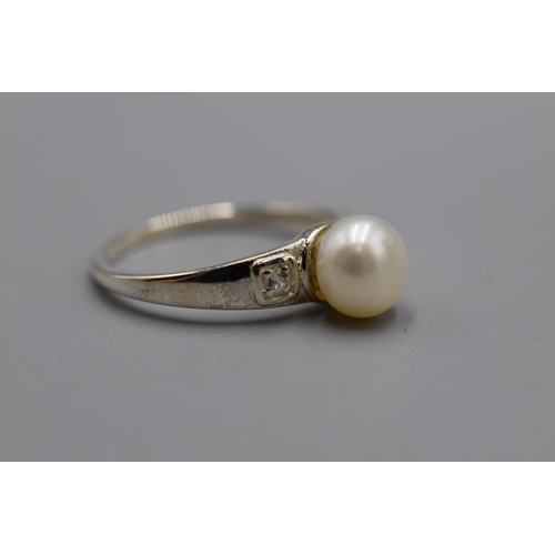 89 - Silver 925 Pearl Style Ring (R)