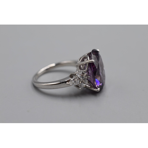 64 - Silver 925 Large Purple Gem Set Ring (P)