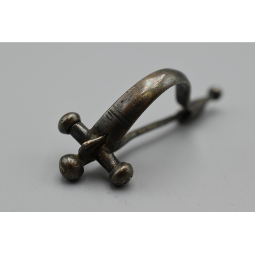 69 - Silver - Roman - CrossBow Fibula - Suffolk - A.D 175 - 20