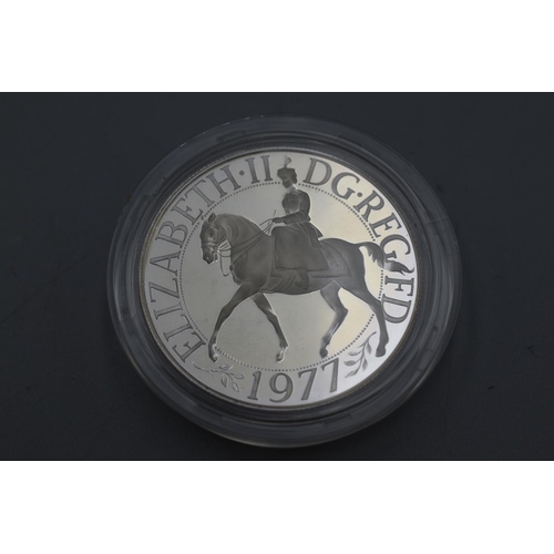 54 - Silver - 25th anniversary of accession of Queen Elizabeth II - 25 New Pence - United Kingdom - 1977