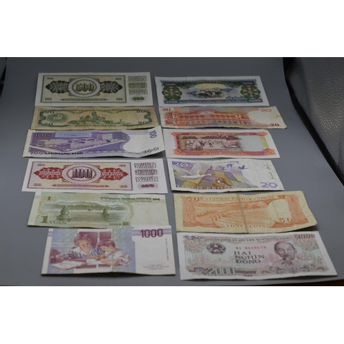 95 - Selection of 12 Mixed Worldwide Bank Notes