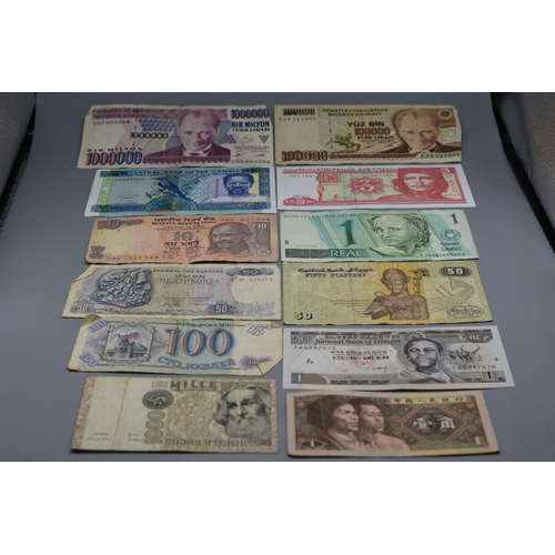 98 - Selection of 12 Mixed Worldwide Bank Notes