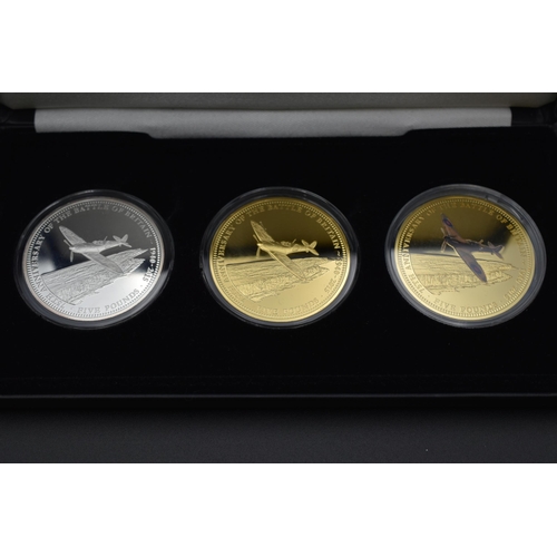 54 - Limited Edition Elizabeth II 75th Anniversary of The Battle of Britain Gold and Silver plated £5 coi... 