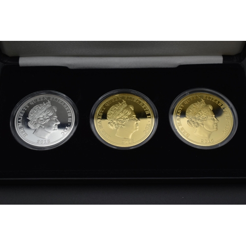 54 - Limited Edition Elizabeth II 75th Anniversary of The Battle of Britain Gold and Silver plated £5 coi... 