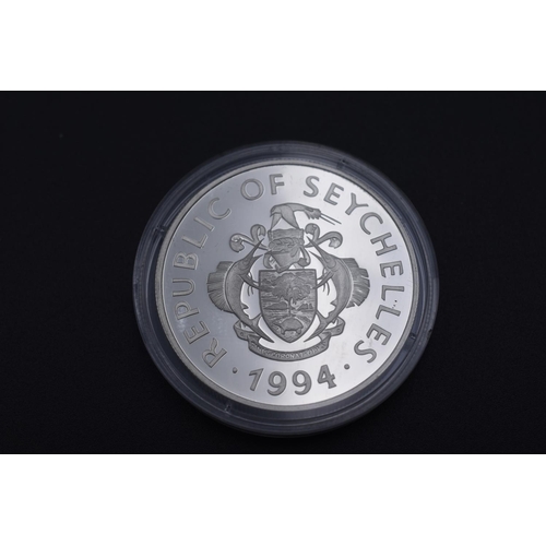 36 - 1994 Seychelles .925 Silver 25 Rupees Coin. Commemorating The Queen Mother, Lady of The Century. Inc... 