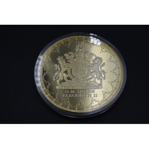 85 - Elizabeth II The Head of The House of Windsor Gold Plated Proof 100mm Medal Complete with Certificat... 