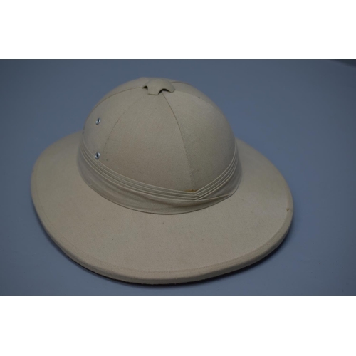 105 - Tropical Pith Helmet